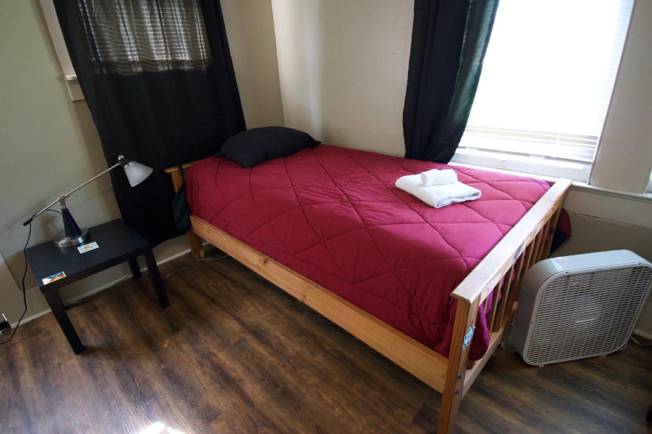 Cajun Hostel Downtown Лафаєт Екстер'єр фото